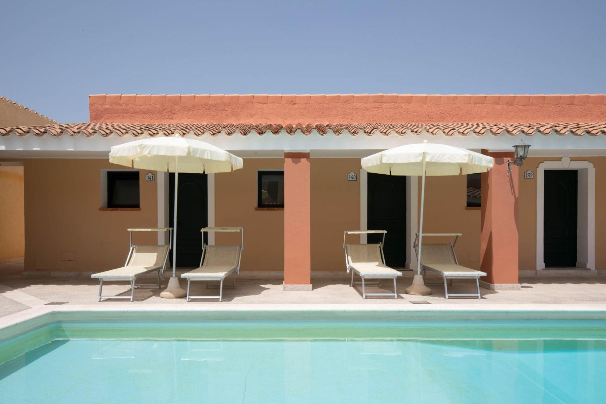 Club Hotel Marina Seada Beach Budoni Esterno foto