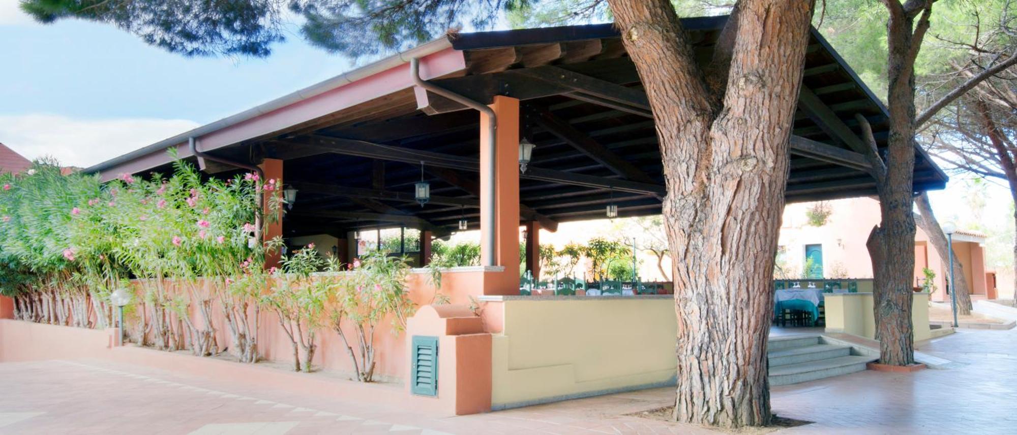Club Hotel Marina Seada Beach Budoni Esterno foto